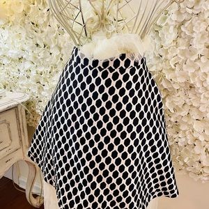 Beautiful DVF skirt in cream and black.